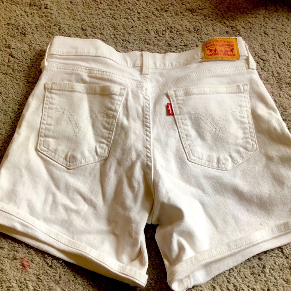 Levi’s mid length shorts